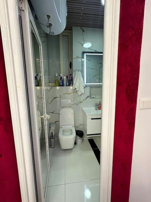 Ferienwohnung Studio Near Tirana Airport 2- Self Check-In Free Parking Valjiosi Exterior foto