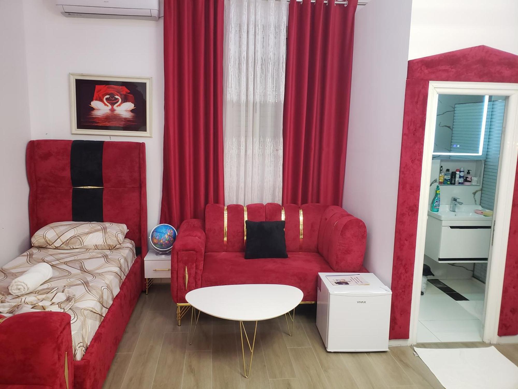 Ferienwohnung Studio Near Tirana Airport 2- Self Check-In Free Parking Valjiosi Exterior foto